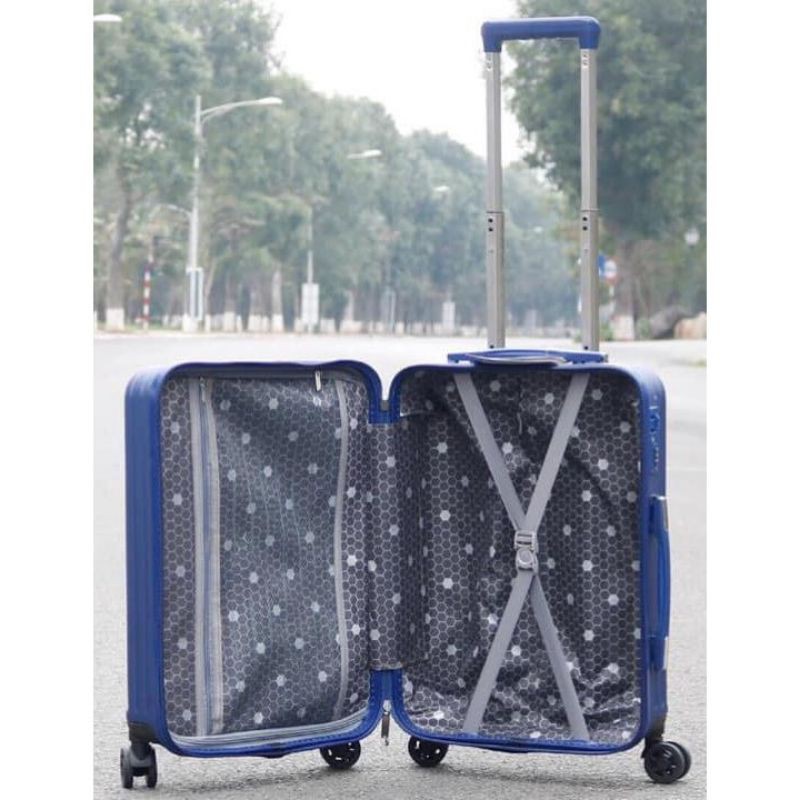 Vali nhựa chính hãng Hùng Phát mã 952 đủ size
