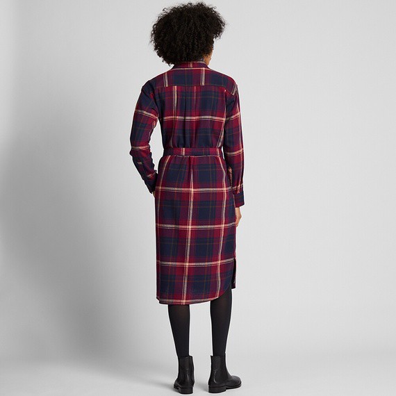 Đầm sơ mi nữ dài tay kẻ caro dòng Flannel Long Sleeve Shirt Dress thanh lịch, duyên dáng của Uniqlo .