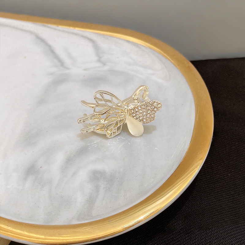 Kẹp Tóc Bướm Mắt Mèo Siêu Thơ Mộng