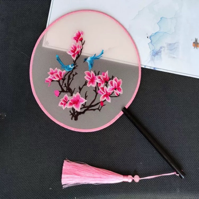 Quạt tròn cổ trang thêu hoa mộc Lan và đôi chim 2 mặt