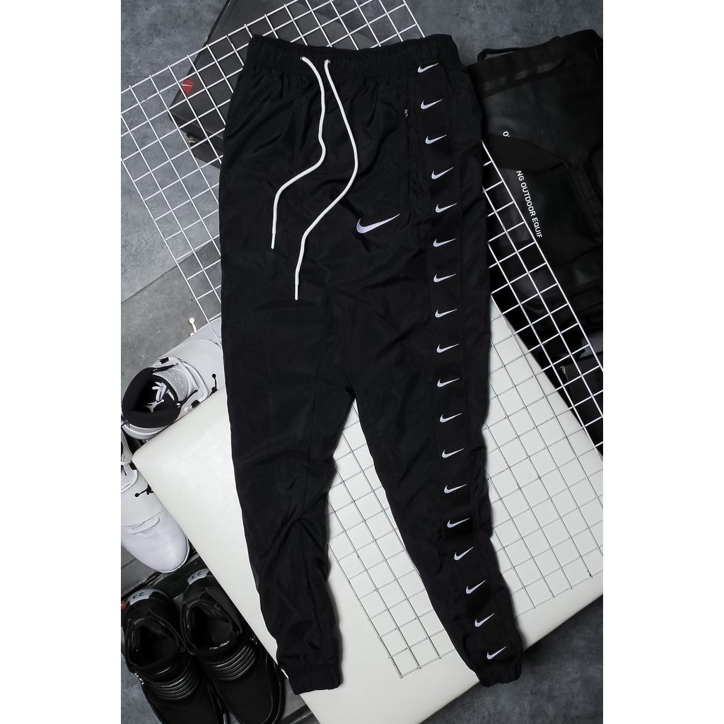 [FREESHIP_ĐƠN530K] QUẦN DÀI NIKE TAPED SWOOSH POPOVER - ĐEN | BigBuy360 - bigbuy360.vn