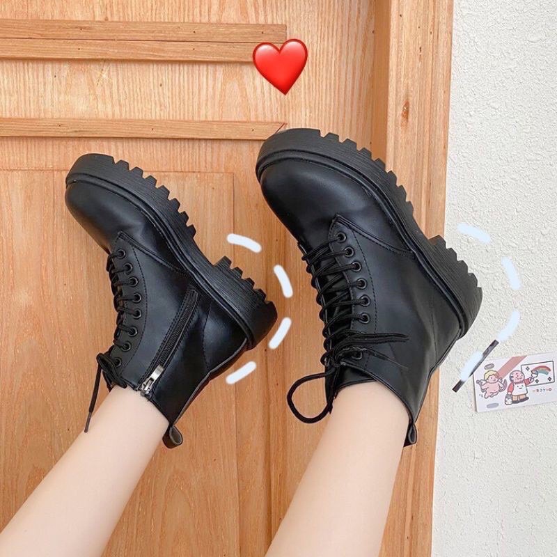 Boot đế răng cưa khoá cạnh