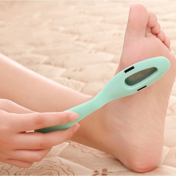 Dụng cụ tẩy tế bào chết massage cho bàn chân hai đầu