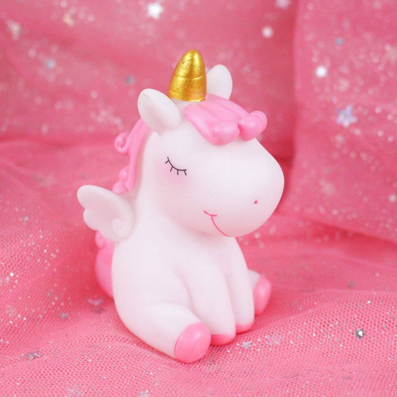 Trang trí ngựa unicorn hồng