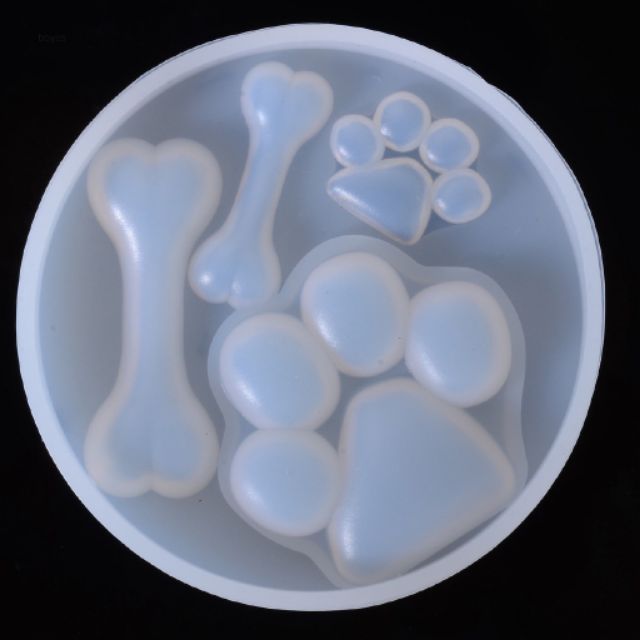 Khuôn silicone tạo hình chân cún và khúc xương cute.