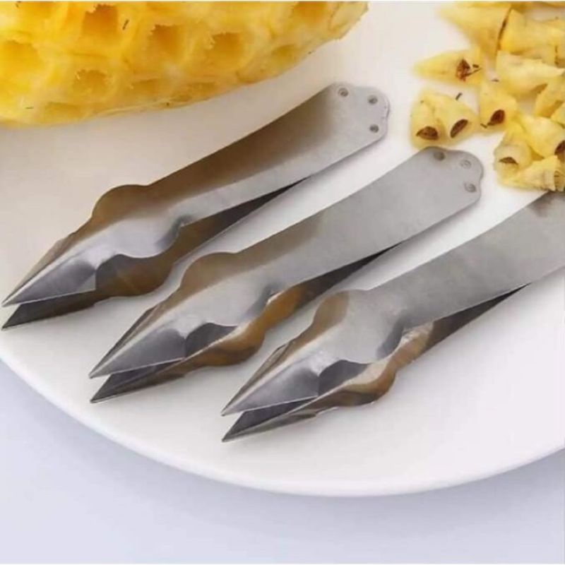 Dụng cụ hỗ trợ gắp mắt dứa tiết kiệm thời gian