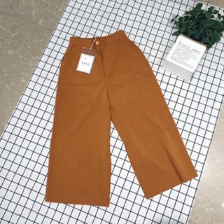 Quần đũi lỡ dành cho nữ