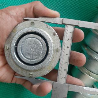 Nam châm từ neo , nam châm trắng bán thợ chế loa coil 38.5 gỡ từ loa 25 cm cực mạnh. Giá 1 cái
