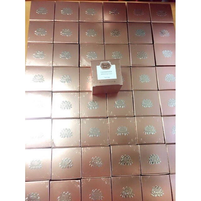 Kem tái tạo chamomile