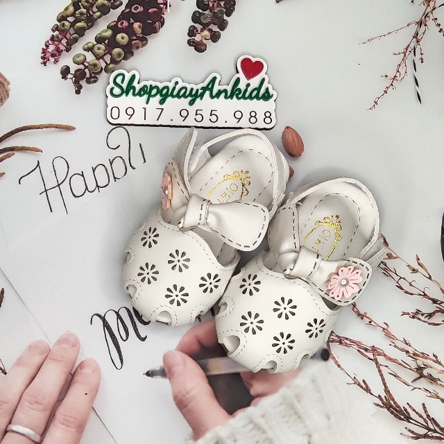 Dép cho bé gái tập đi, sandal rọ cho bé gái 6 tháng đến 18 tháng