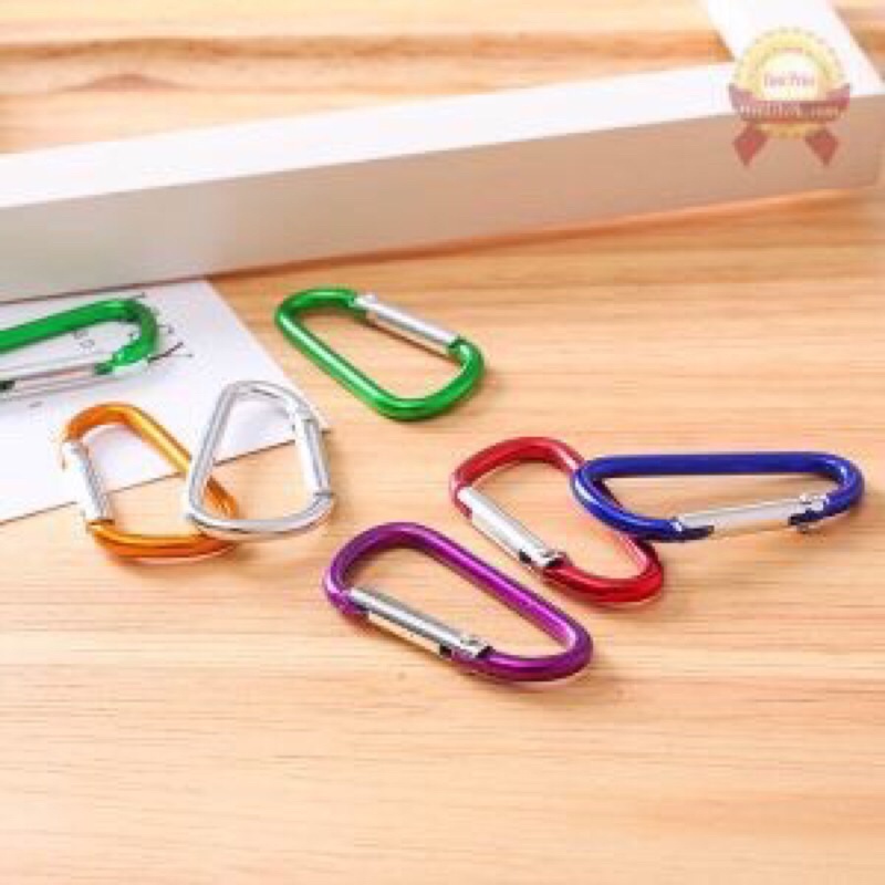 móc khoá treo đồ kim loại đa năng nhiều màu sắc đa dạng