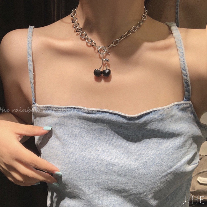 【JIHE】Vòng choker dây xích mặt hình trái cherry màu đen cá tính