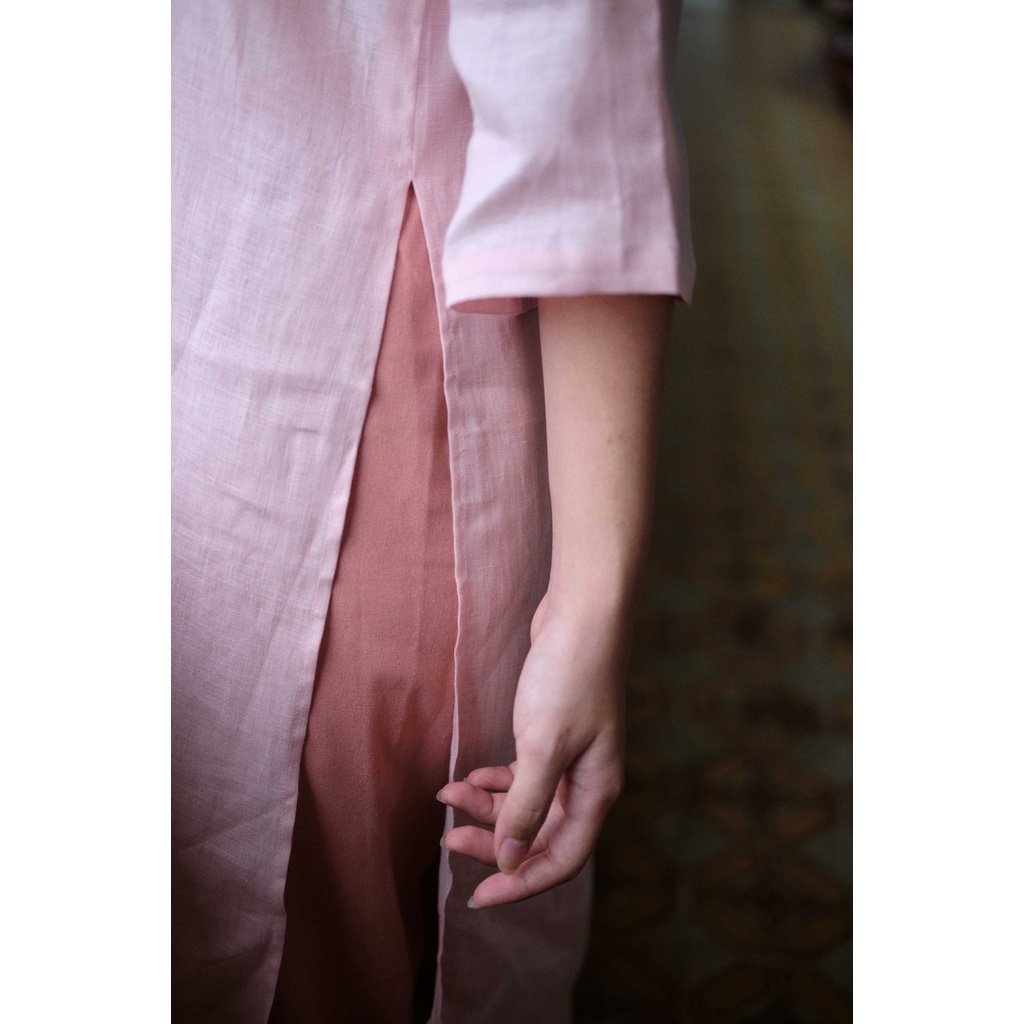 Áo Dài Linen Tưng Không Cổ Dáng Suông