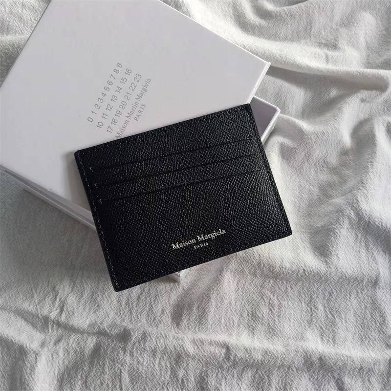 Ví Da Thật Đựng Thẻ MM6 Mm Thiết Kế Đơn Giản Tiện Dụng Giá Đỡ