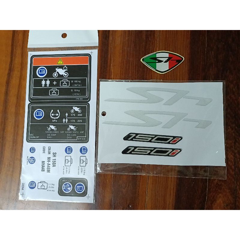 Trọn bộ tem nổi Sh ý 2011 màu trắng New