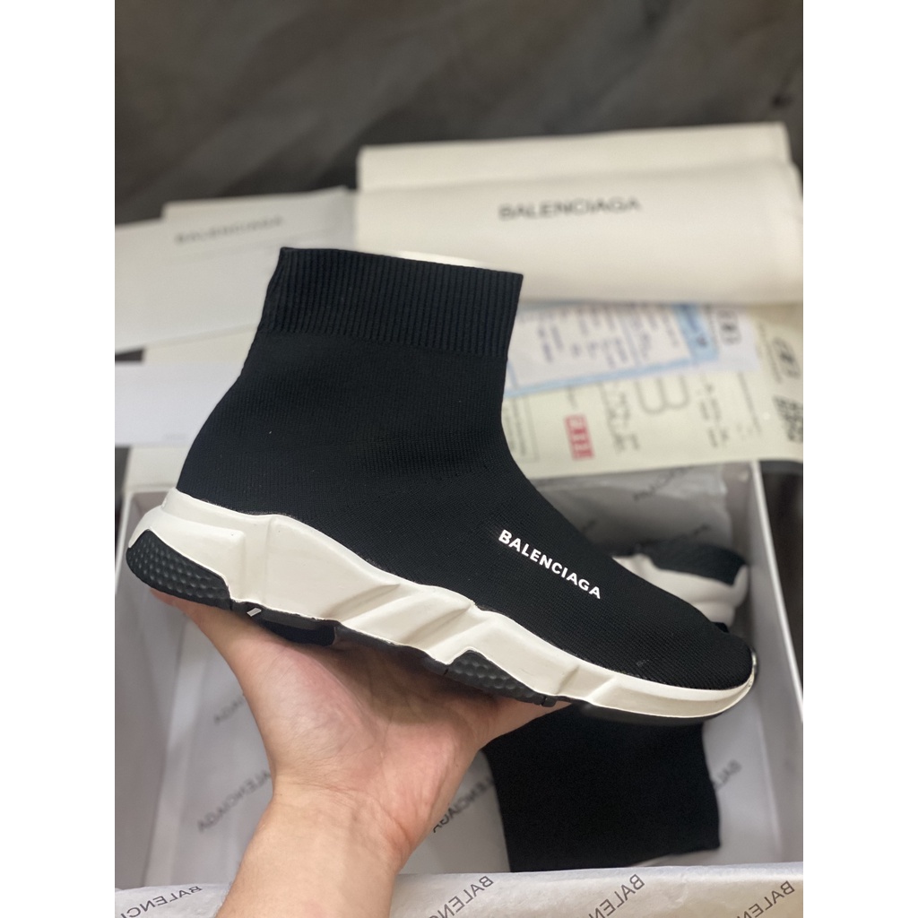 Giày Balenciaga speed - Bản 1.1 + Tặng Thêm 1 bộ dây + [Full Box, Full Bill + Full Phụ Kiện]