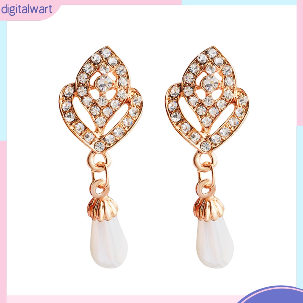 Khuyên tai nữ trang đính ngọc trai thiết kế thanh lịch