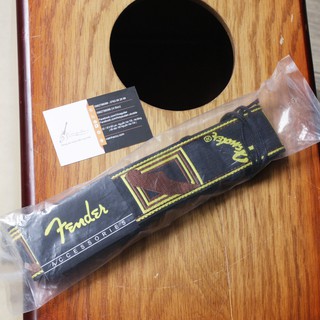 Dây đeo đàn guitar Fender