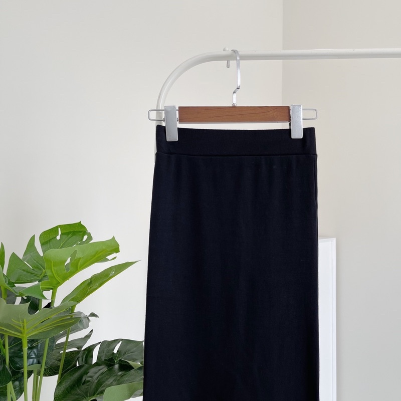 Hình chính chủ - Chân váy body đuôi cá sang chảnh