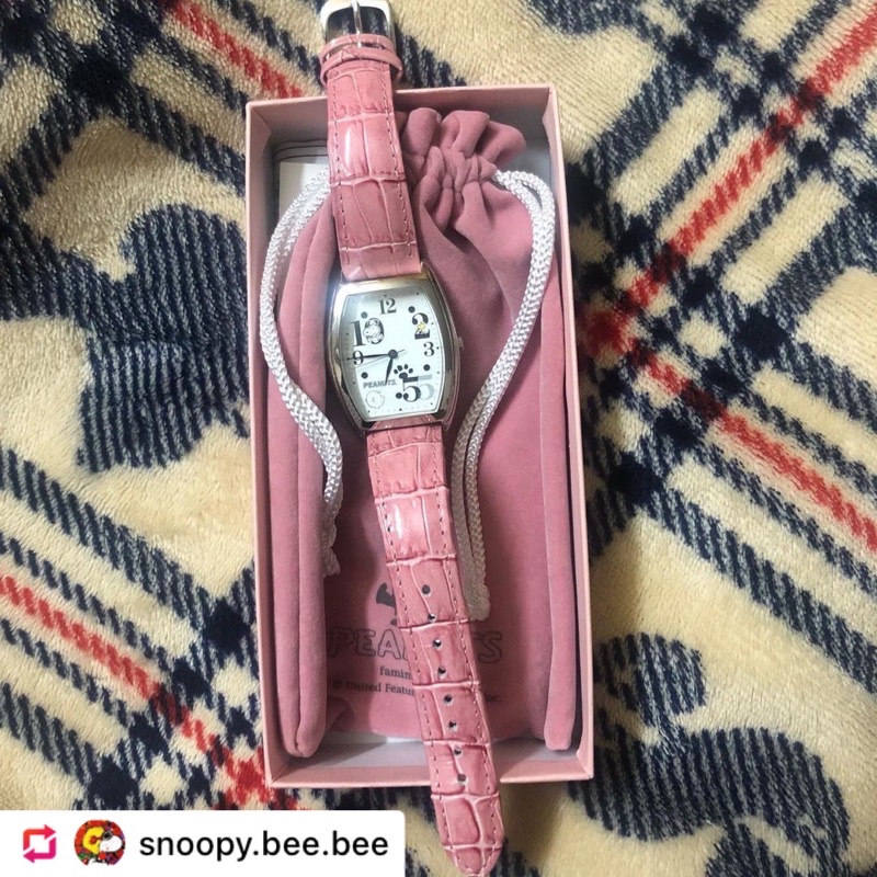 Đồng hồ nữ Snoopy