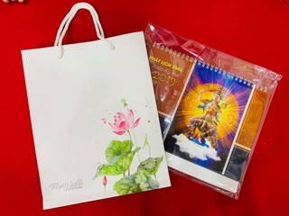 Lịch để bàn 2019