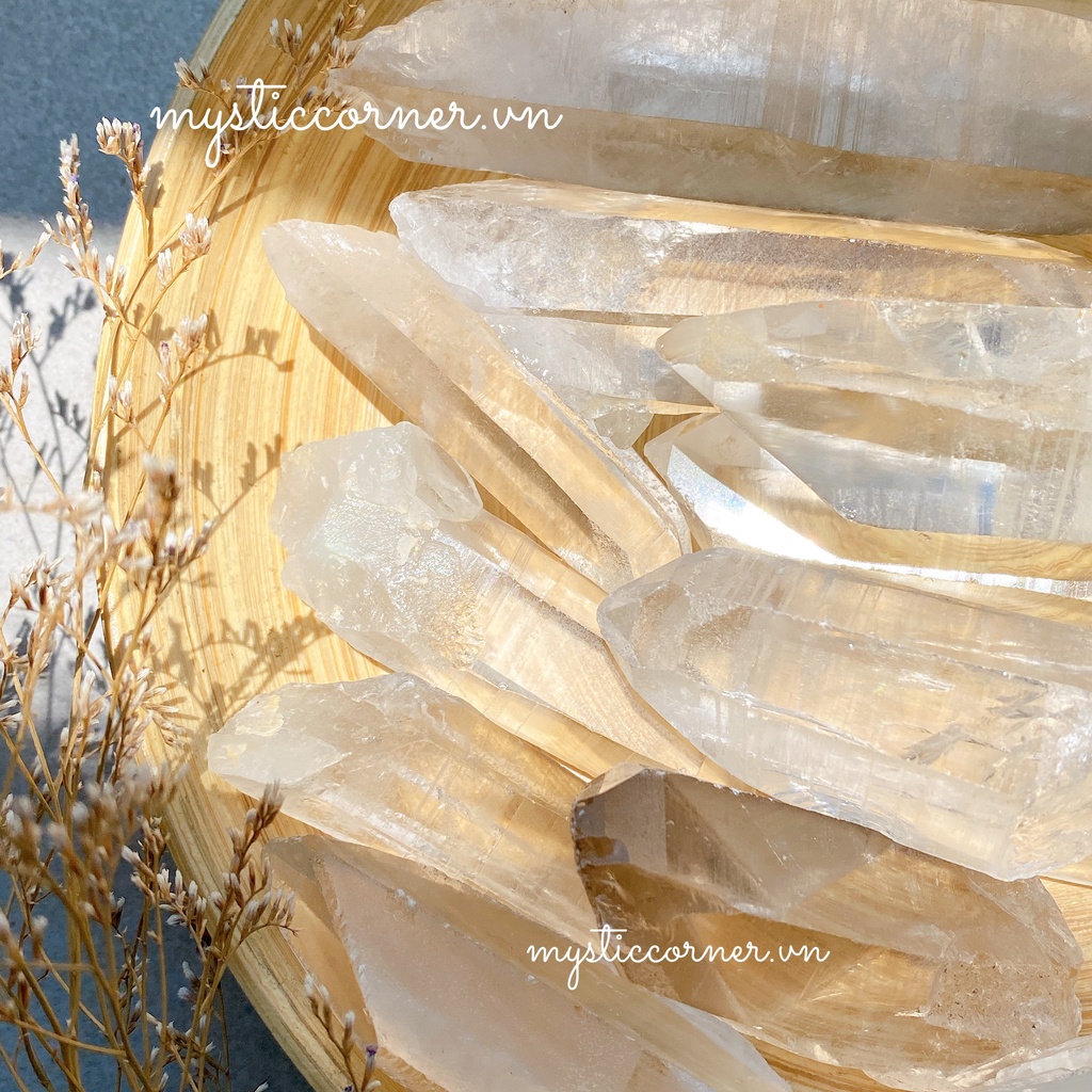 Tinh thể đá thạch anh trắng ( Clear Quartz ) dùng trong Reiki, đá thanh tẩy, phong thủy