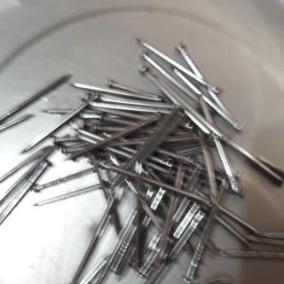 Đinh đóng gỗ  dài 2 cm ,2,5 cm,3 cm đến 10 cm