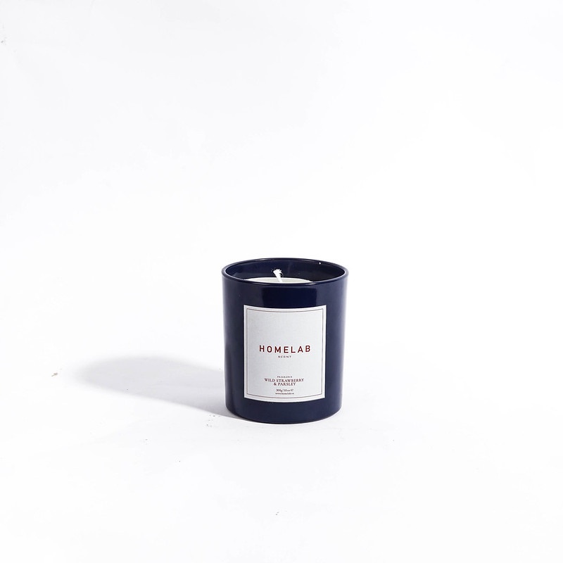 Nến thơm phòng cao cấp mùi hương WILD STRAWBERRY &amp; PASLEY - JO MALONE  mùi hương sang trọng, tinh khiết 300g_XETHOM
