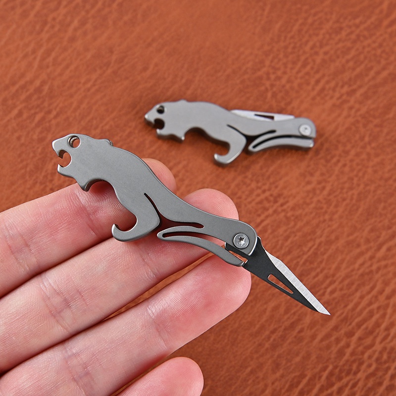 Dao Gấp Nhỏ Hợp Kim Titan Da Báo - Dao Nhỏ Mở Chai Treo Móc Khóa