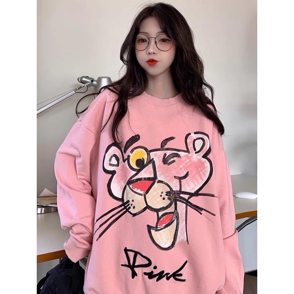 Áo sweater hoạ tiết báo hồng oversize