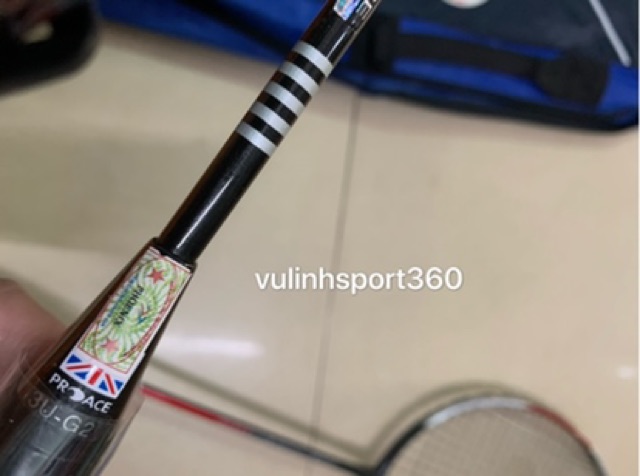 SALE SỐC Vợt cầu lông Proace kèm cước