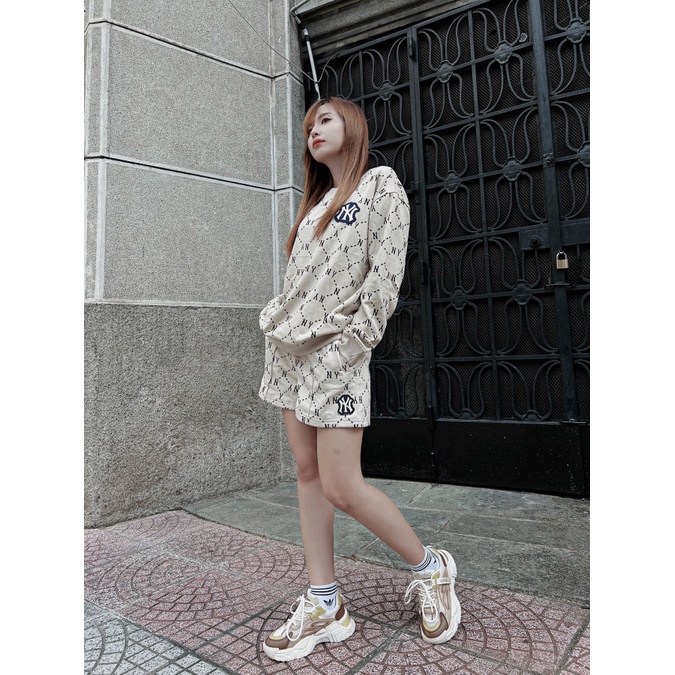 (HÀNG XUẤT XỊN) Áo thun tay dài màu BE M/L/B MONOGRAM NEW  Full-tem-tag,  Size S M L  Có quần bán kèm