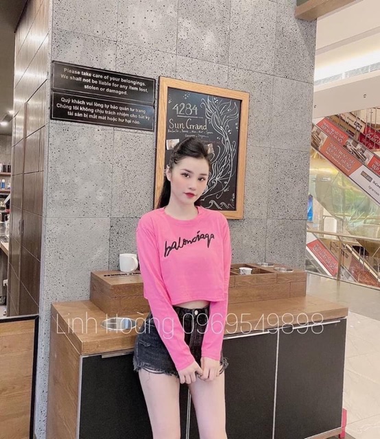 ÁO CROPTOP THÊU CHỮ BA/LEN HOT HIT