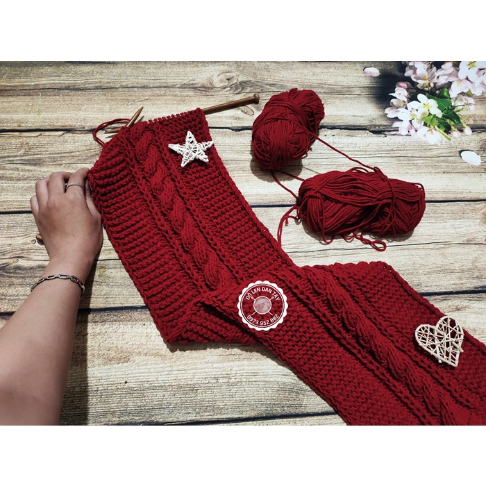 Khăn len đan tay - kiểu vặn thừng cách điệu