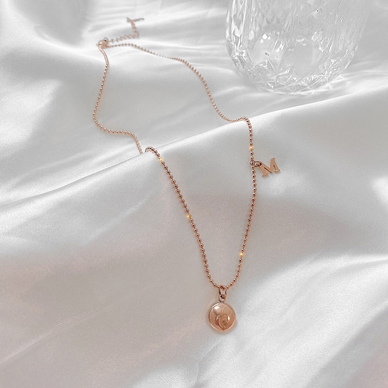 Dây chuyền bằng thép titan mạ vàng hồng/vàng 18k mặt hình chuột và chữ M phong cách Hàn Quốc trẻ trung