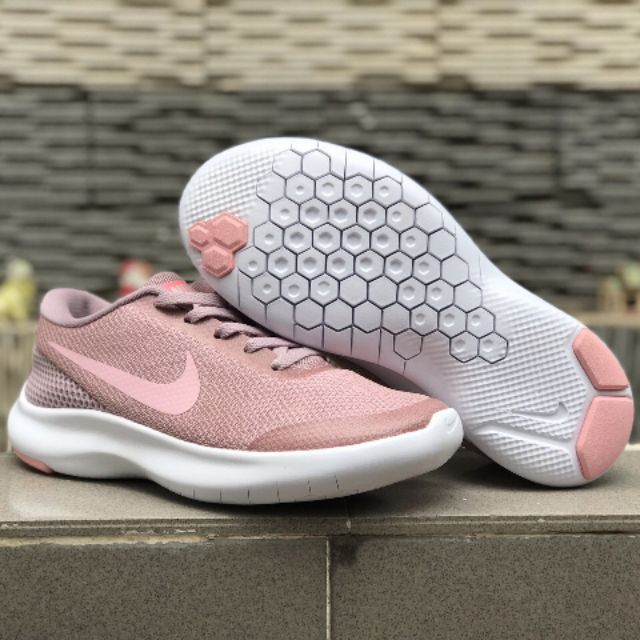 Giày Nike nữ...size 36...màu hồng phấn