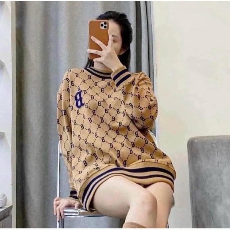 ÁO NỈ CỔ VIỀN ĐEN THÊU LOGO LB