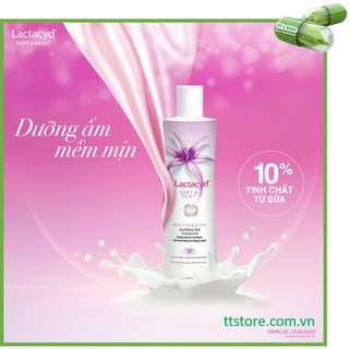 Dung dịch vệ sinh phụ nữ Lactacyd Soft & Silky