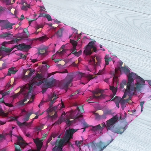 Váy voan hoa tay bo nhún thân