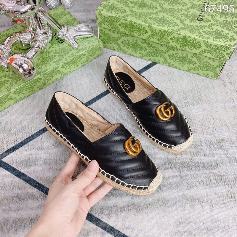 Giày slip on đế cói logo