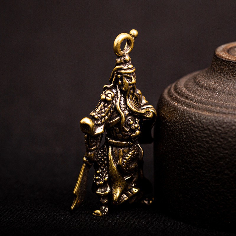 Móc khóa Tượng Trưng Bày Phong Thủy Bằng Đồng Hình Quan Vũ Cầm Đao,