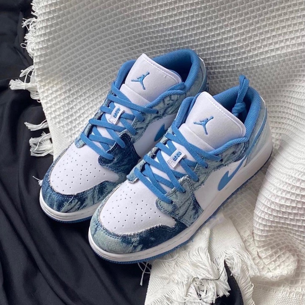 Giày sneaker Nike Air Jordan 1 Low Denim chính hãng