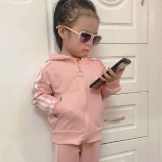 Bộ adidas bé gái