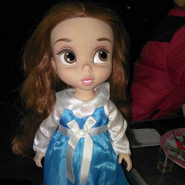 Búp bê chị phụng