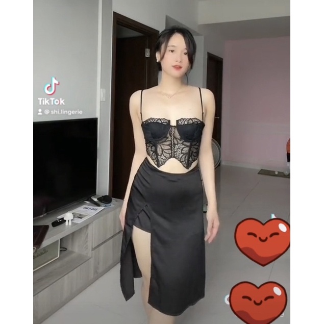 Quần váy xẻ tà