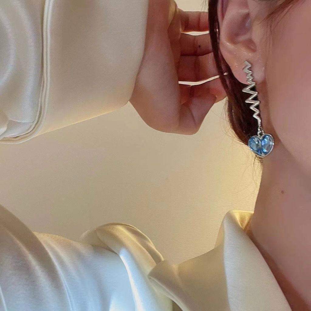 Khuyên Tai Hình Trái Tim Đính Đá Xanh Phong Cách Pháp 2022 Mới