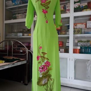Áo dài Nguyễn Quyên