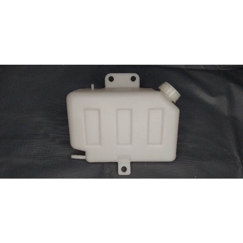 Bình nước phụ xe tải hyundai mighty 2,hyundai pamax, hyundai 3,5 tấn, hd65, hd72