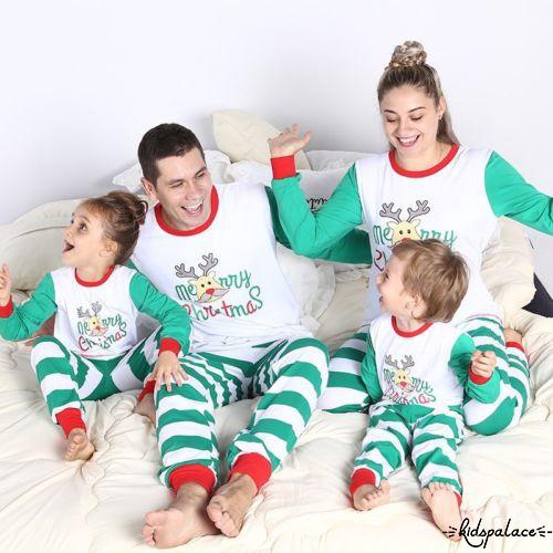 Bộ quần áo pajamas mặc ngủ chủ đề Merry Christmas cho cả gia đình