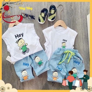 Set bộ bé trai áo sát nách hey + quần bò